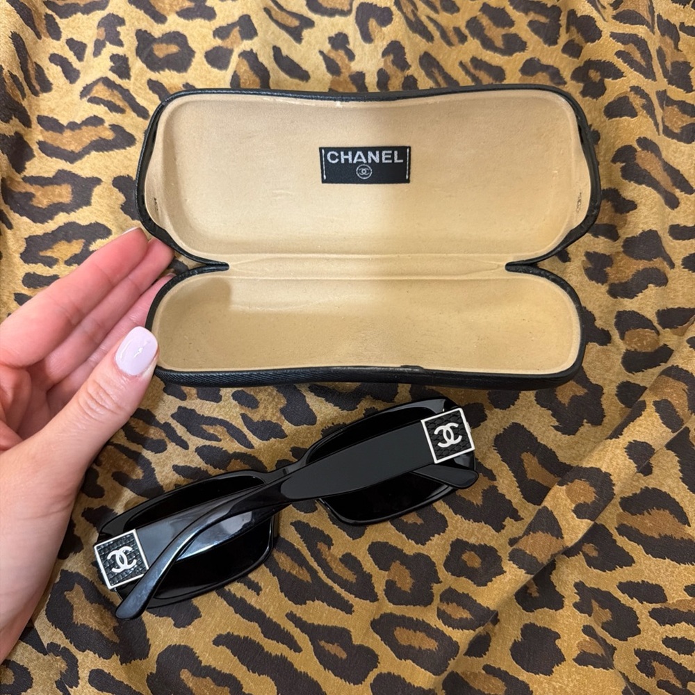CHANEL Black Rectangular Sunglasses - image 1